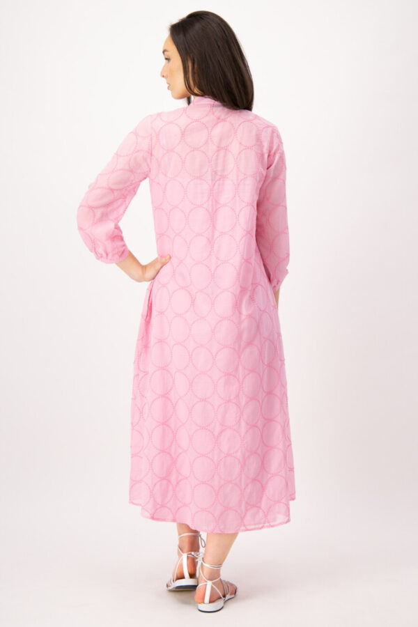 suknia-louis-and-mia-sukienka do łydki z rękawami 3/4 i dekoltem w serek z wysokiej jakości bawełny butik luisa bydgoszcz