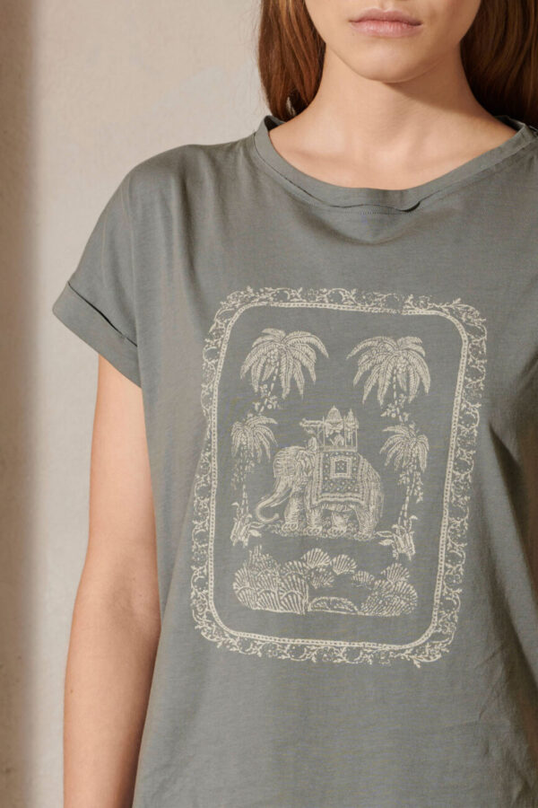 t-shirt-luisa-cerano-lekki klasyczny z nadrukiem sportowy btuik luisa