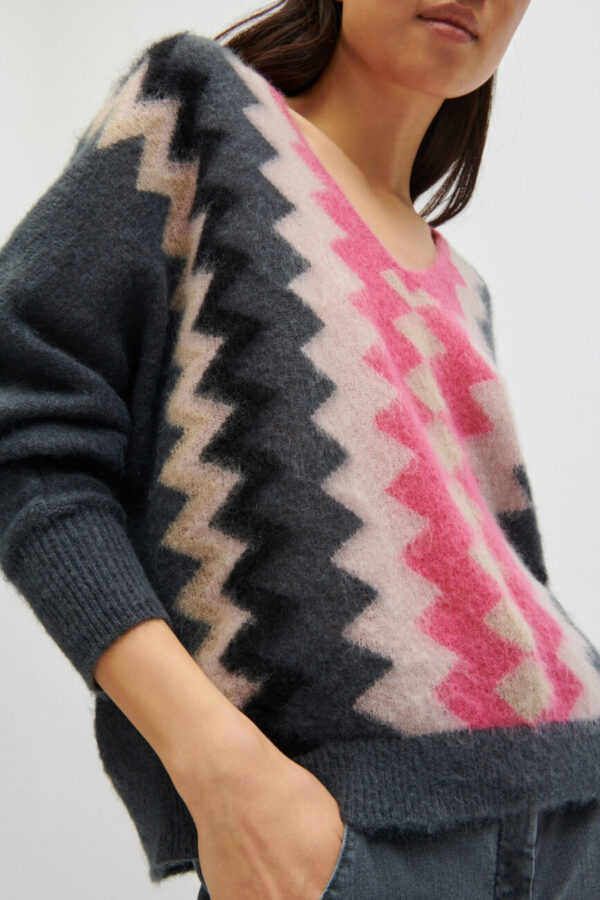 sweter-luisa-cerano-dekolt miękki moher luźny krój elegancki butik luisa