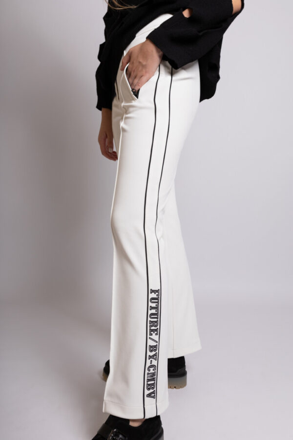 spodnie-cambio-lampasy z lamówką prążkowane szersza nogawka butik luisa bydgoszcz