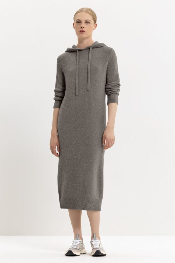 suknia-luisa-cerano-długa prosty krój alpaka elastyczna przyjemna butik luisa