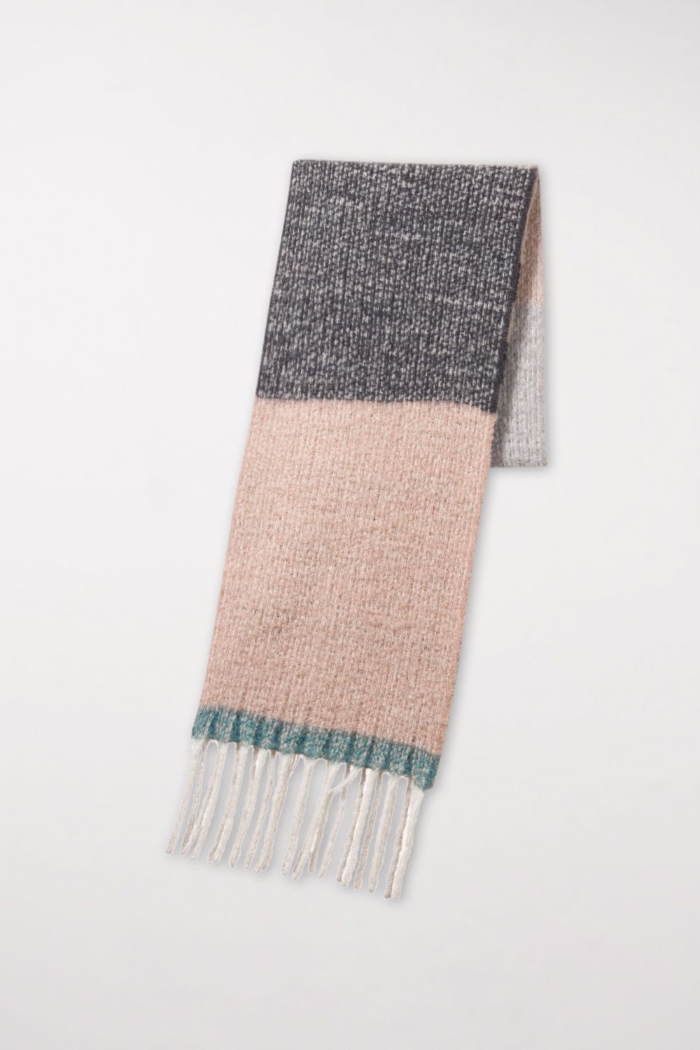 shawl-luisa-cerano-soft alpaca elegant shawl fredzle butk luisa