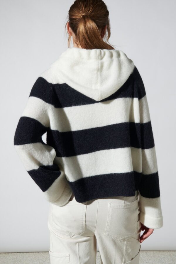 sweter-luisa-cerano-kaptur w pasy alpaka szeroki szerokie rękawy butik luisa bydgoszcz